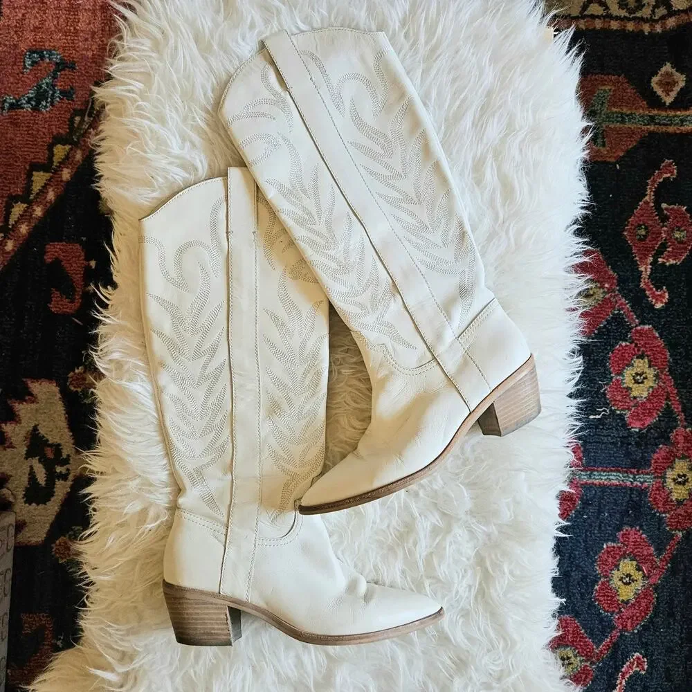 Dolca Vita Cowboy Boots 8.5